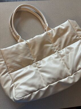 Ulta Vegan Leather Quilted Tote Bag in Light Beige